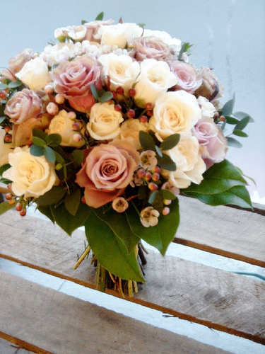 bouquetvintagelookjpg Choosing bridal flowers is a major task in and of 